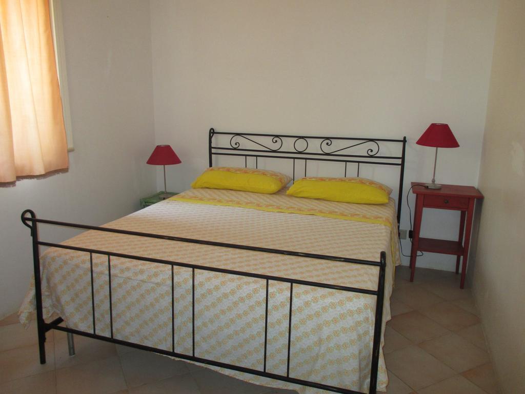 La Villa Rosa Al Mare Pozzallo Habitación foto