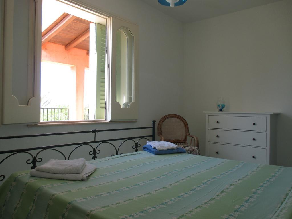 La Villa Rosa Al Mare Pozzallo Habitación foto