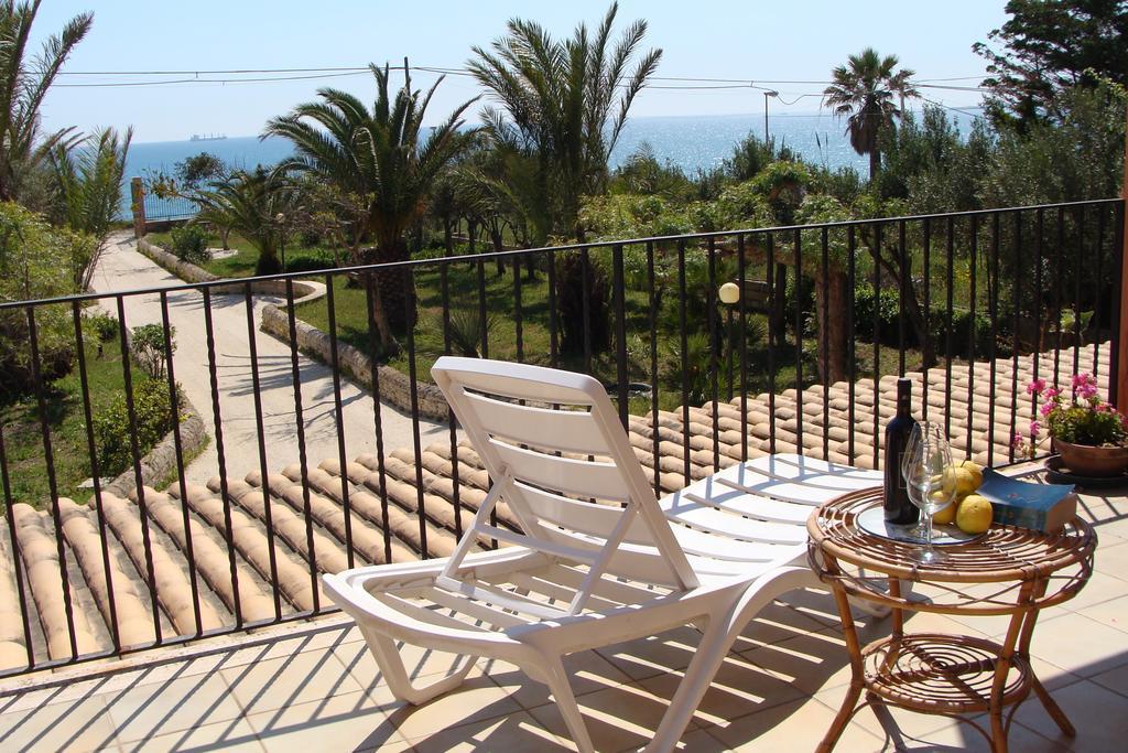 La Villa Rosa Al Mare Pozzallo Habitación foto