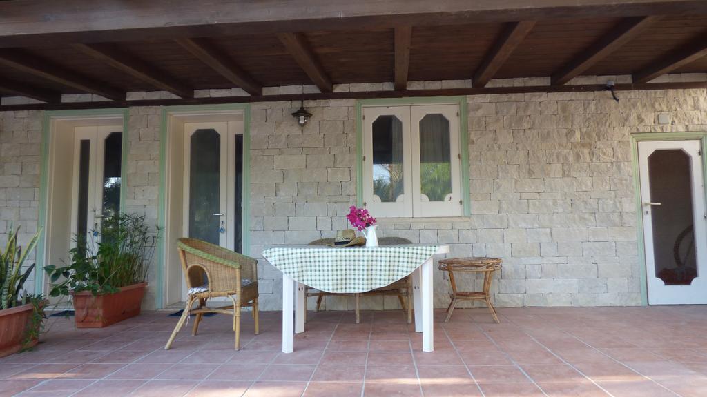 La Villa Rosa Al Mare Pozzallo Exterior foto